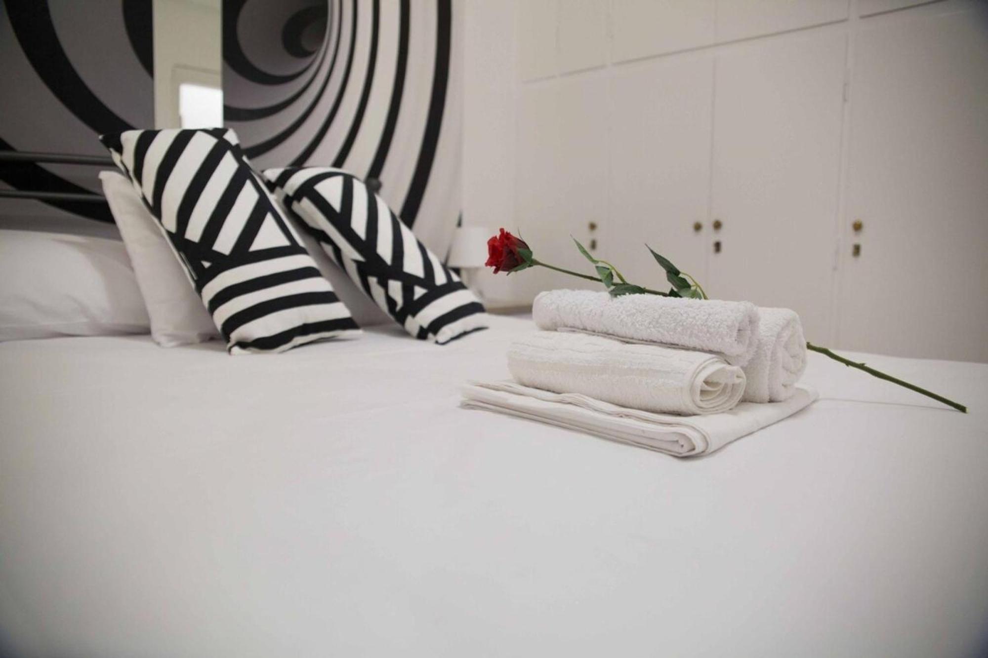 Cozy Apartment With Sea View Next To Marina Zeas Πειραιάς Εξωτερικό φωτογραφία